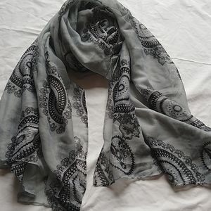 Boutique Scarf/Wrap